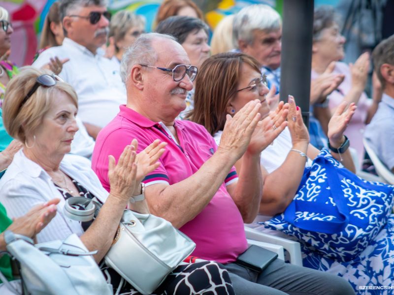 A Miskolci Szimfonikus Zenekar augusztus 29-én kastélykoncertet adott a szerencsi Rákóczi-vár szabad