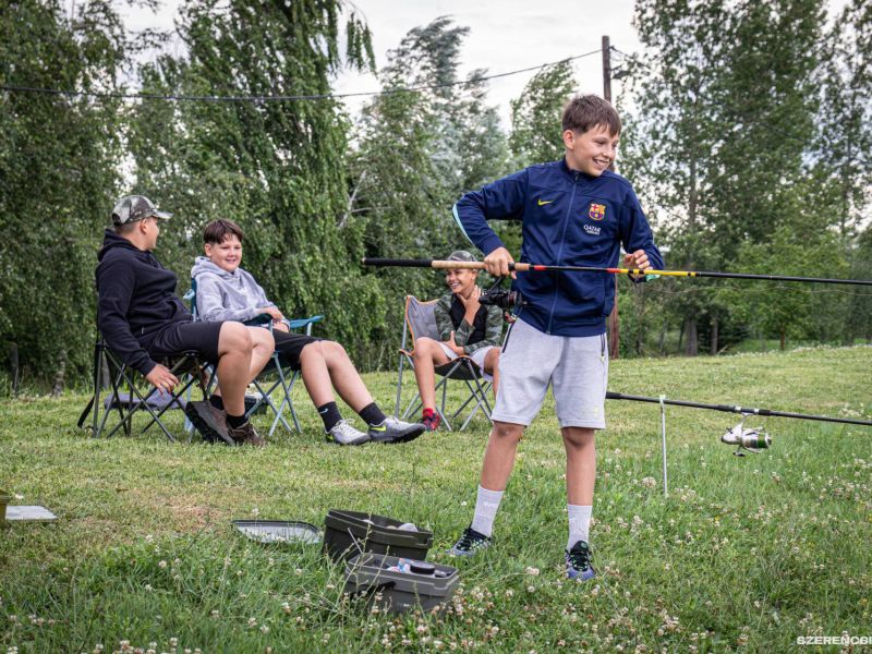 A táborban idén 25 gyerek vesz részt, a legfiatalabb résztvevő hat és fél éves, míg a legidősebb tiz